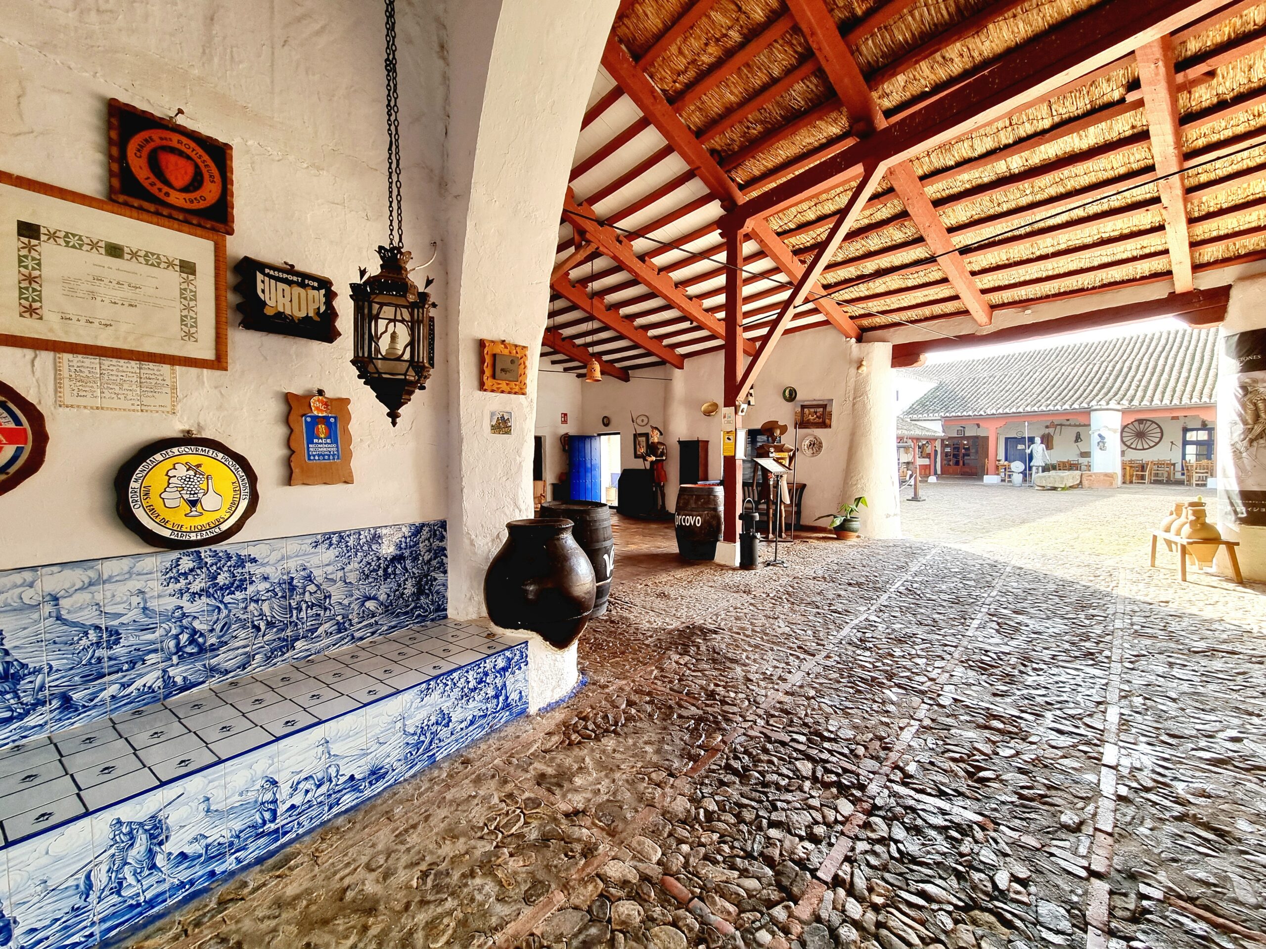 “Venta del Quijote” – Restaurante en Complejo Turístico